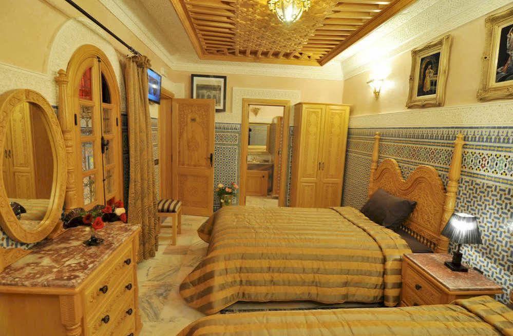 Dar Al Madina Al Kadima Hotel Fes Exterior photo